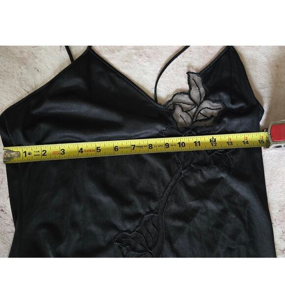 Lovely Vintage  Joie De Vie Nylon "Satin" Look Nightgown with  Lace - Picture 9 of 10